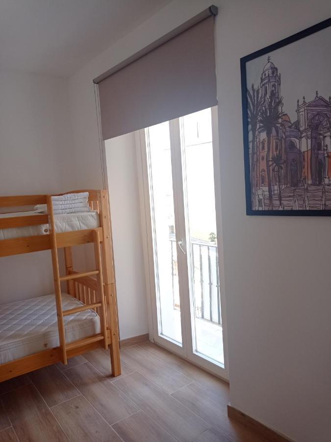 Planeta Cadiz Apartaments ภายนอก รูปภาพ